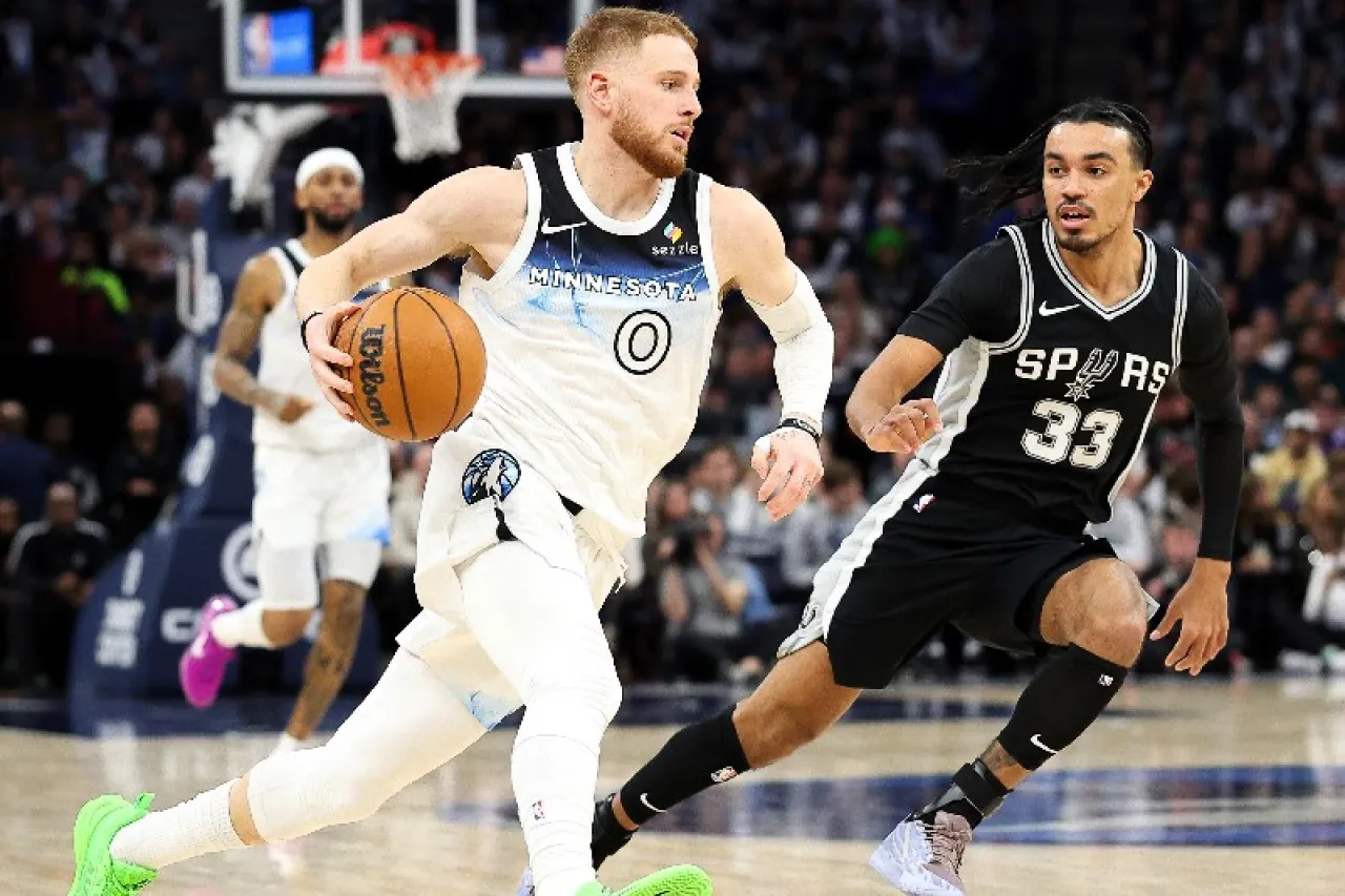 Timberwolves vence a Spurs por una nada