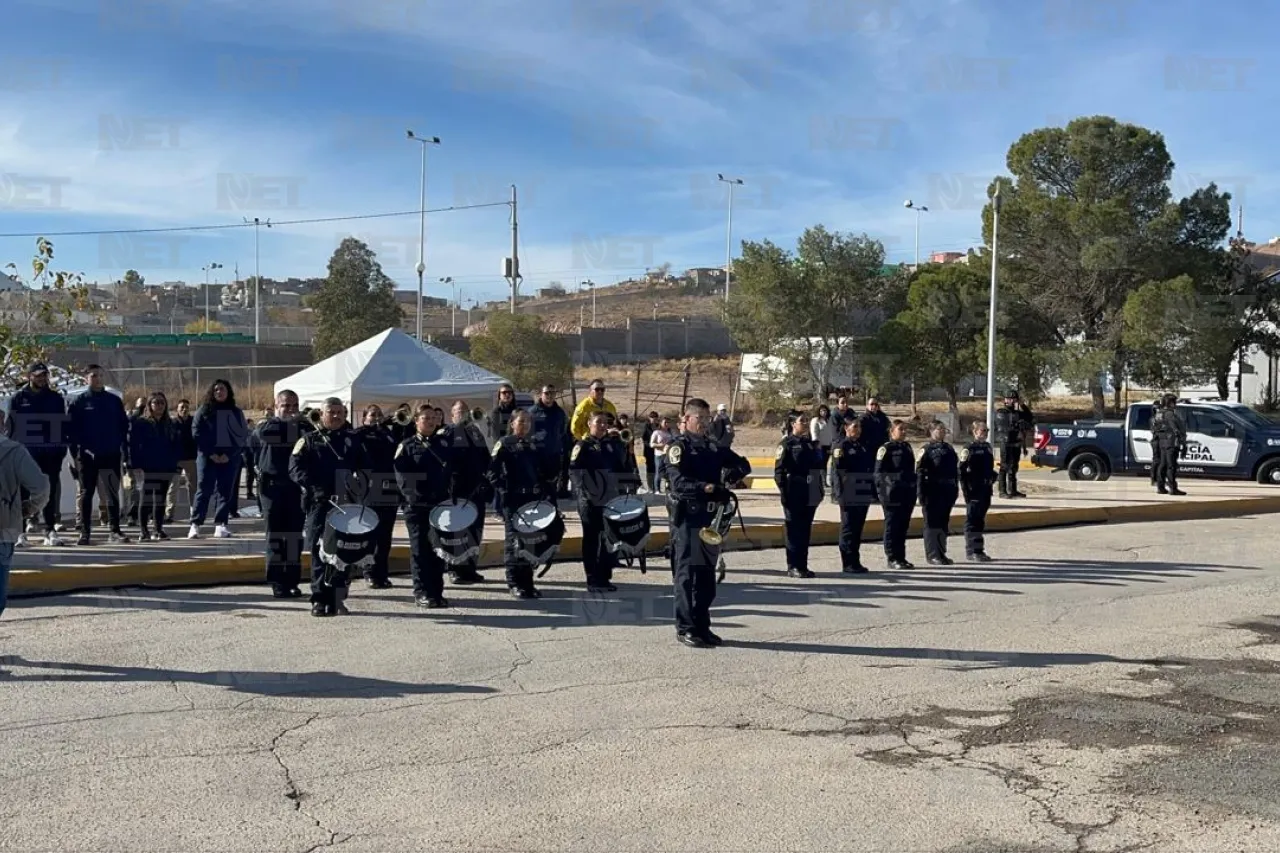 Ciudadanía en deuda con policías: Bonilla en homenaje a elementos caídos