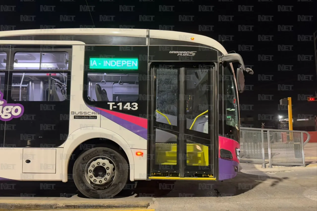 Lanzan piedra a unidad del Juárez Bus y quiebran vidrio