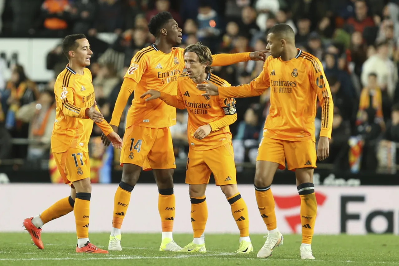 El Real Madrid consuma remontada y vence a Valencia