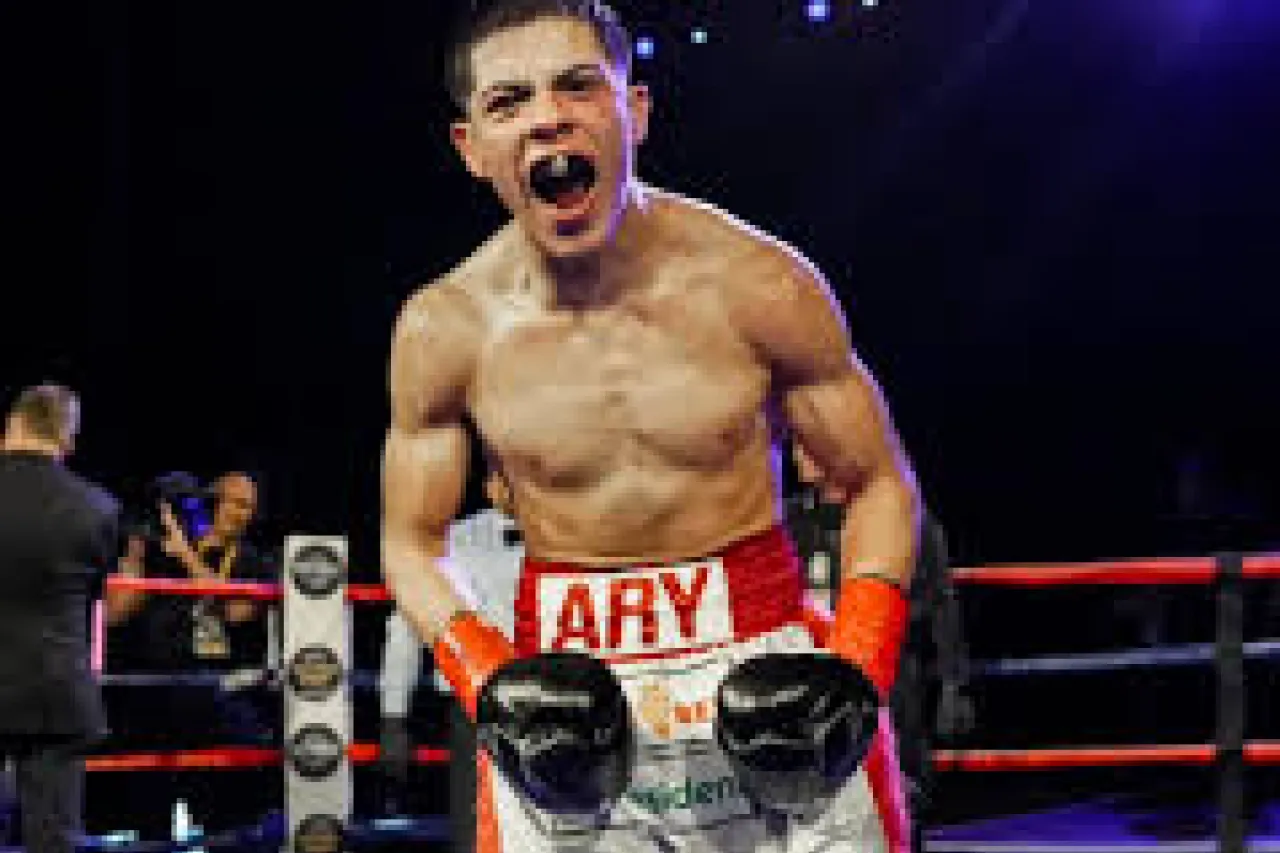 Reconocen como novato del año al pugilista juarense Ari Bonilla