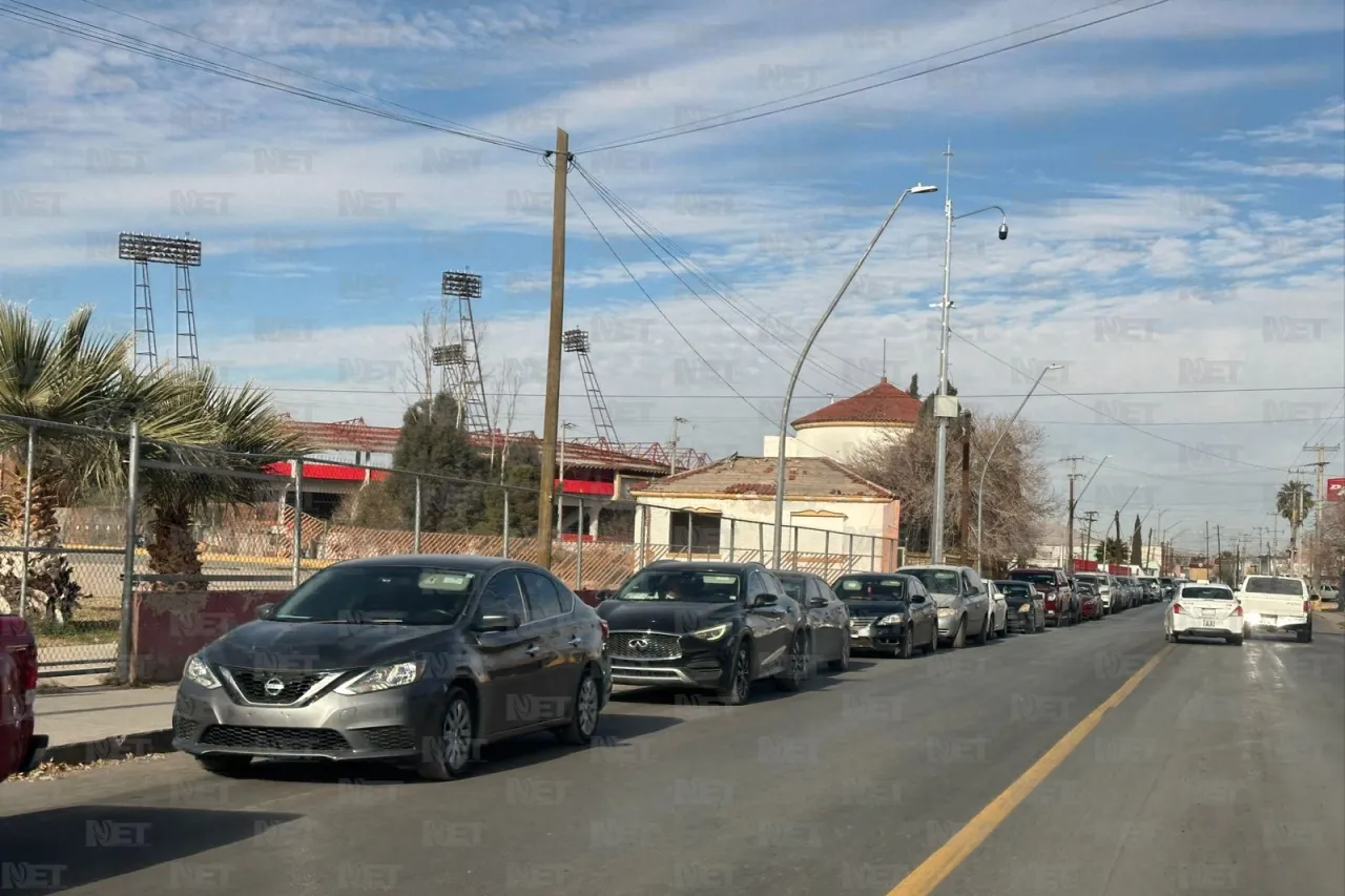 Trasladan módulo de alta de placas del estadio a plaza El Paseo