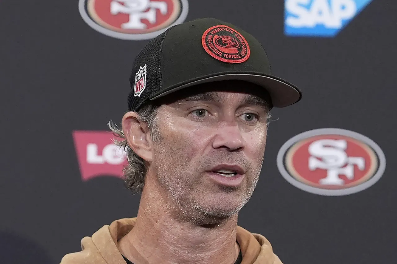 Despiden 49ers a coordinador defensivo Sorensen