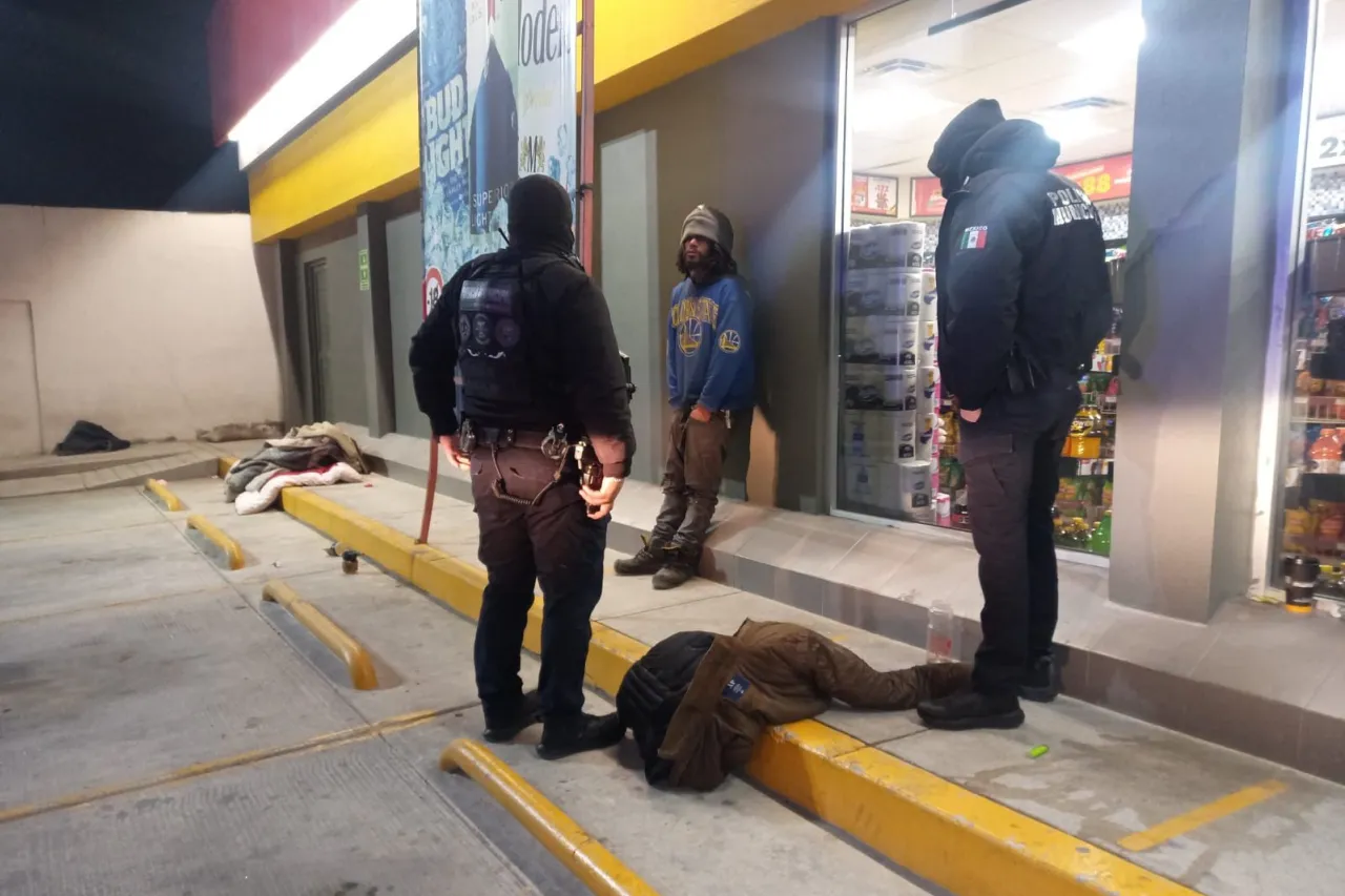 Continúa Policía Municipal brindando apoyos ante las bajas temperaturas