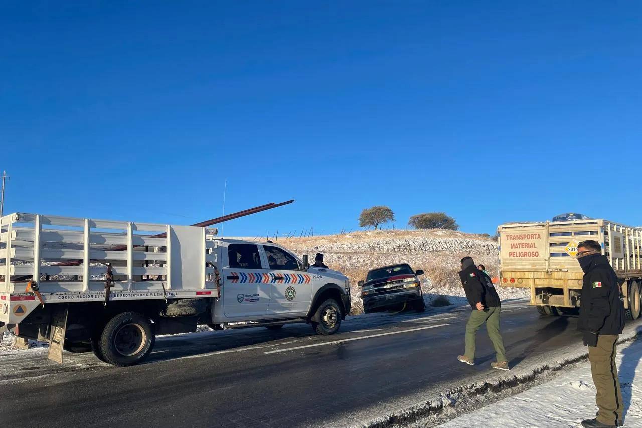 Reportan congelamiento de carretera Chihuahua a Cuauhtémoc