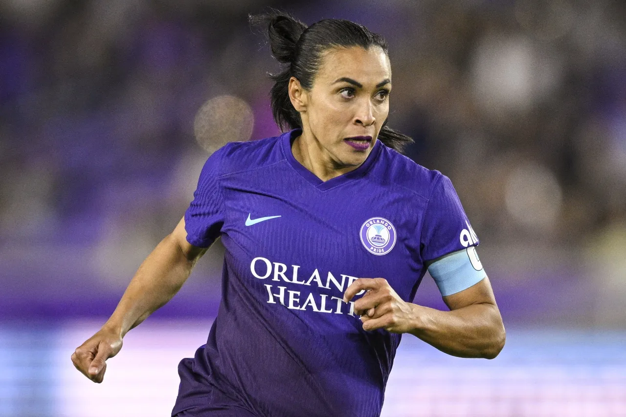 Marta renueva con Orlando Pride hasta 2026