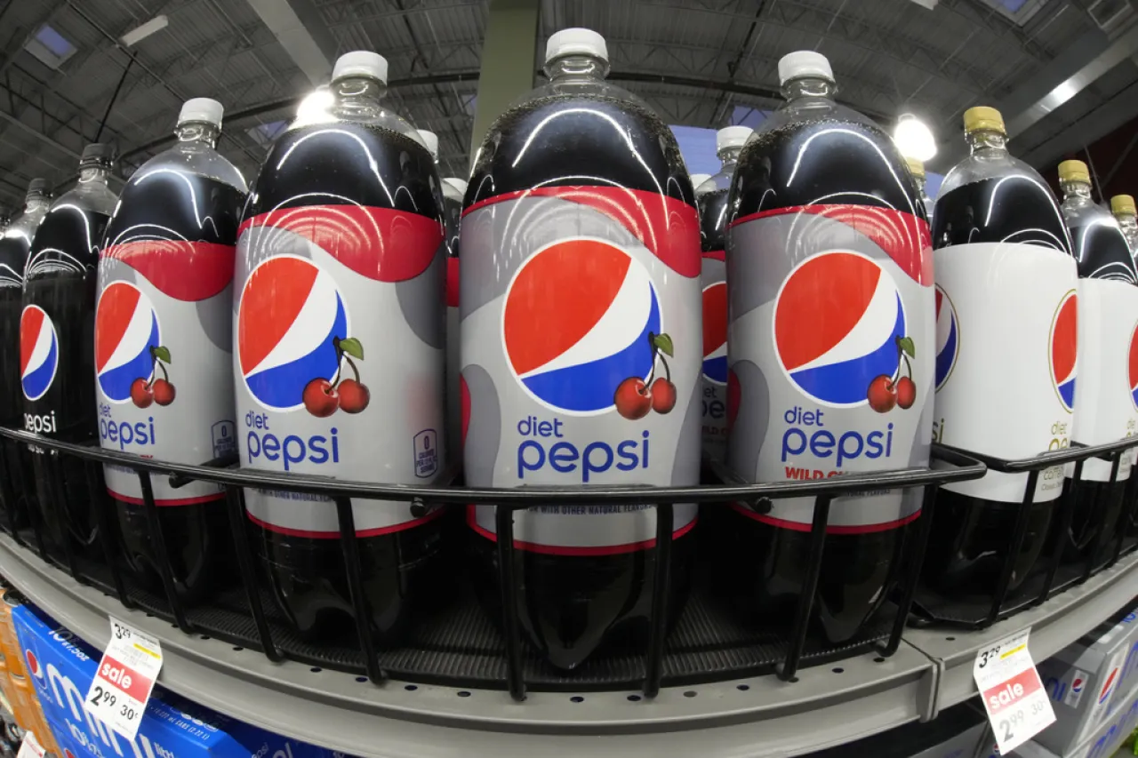 Demandan a Pepsi por discriminación de precios para favorecer a Walmart