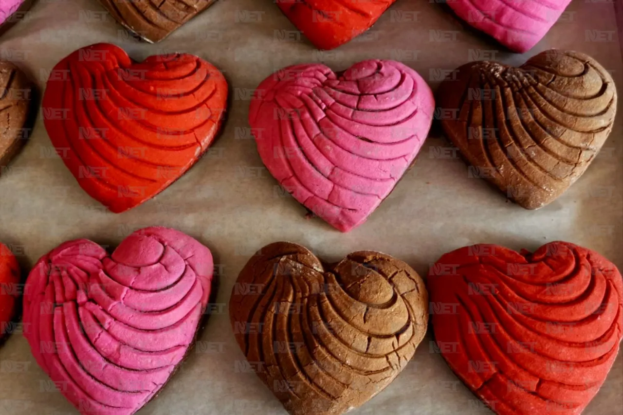 ¡Amor en cada mordisco! Llegan a Juárez las 'conchas lover'