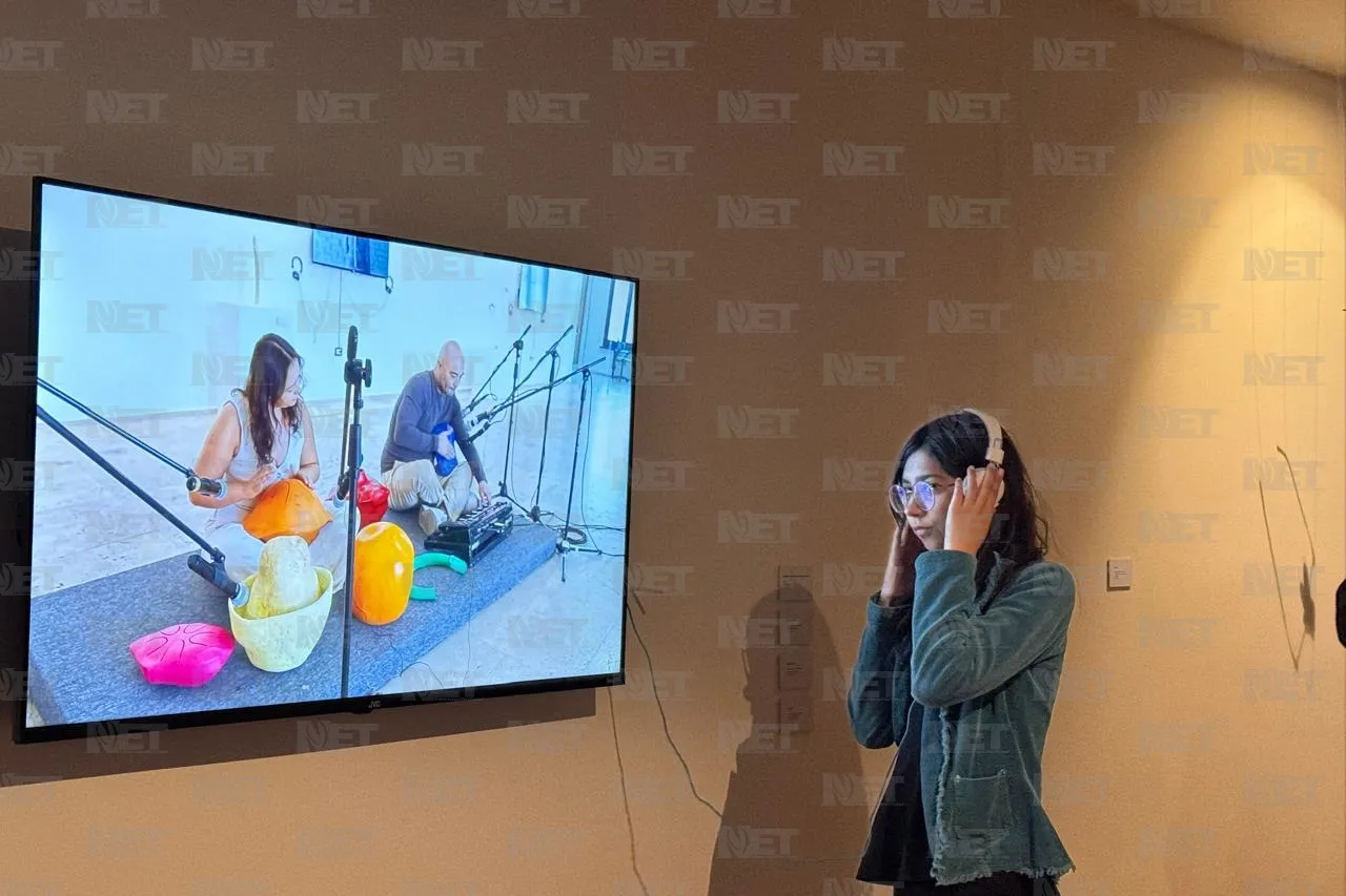 Disfrutan juarenses noche de exposiciones en el Museo de Arte