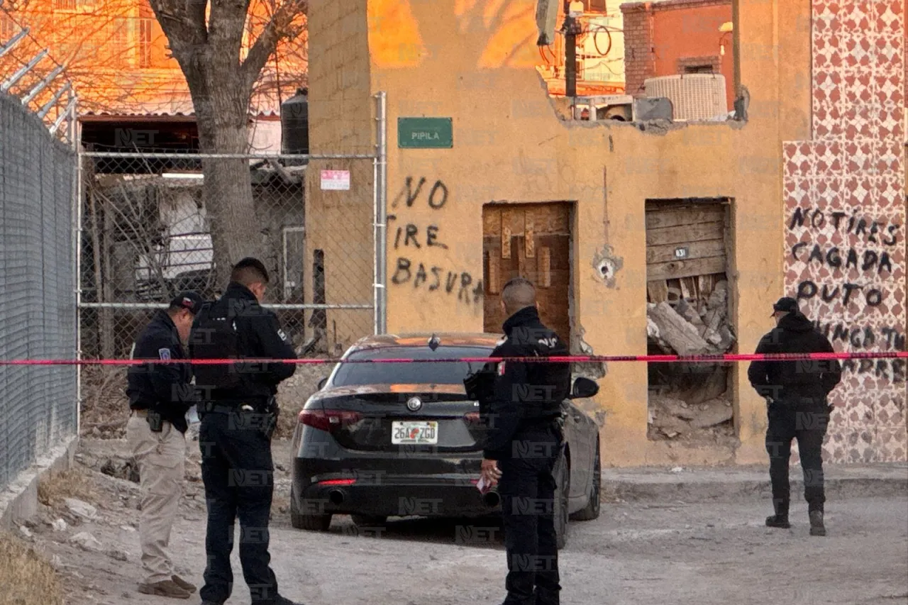 Hallan cadáver en vehículo de lujo en la Bellavista