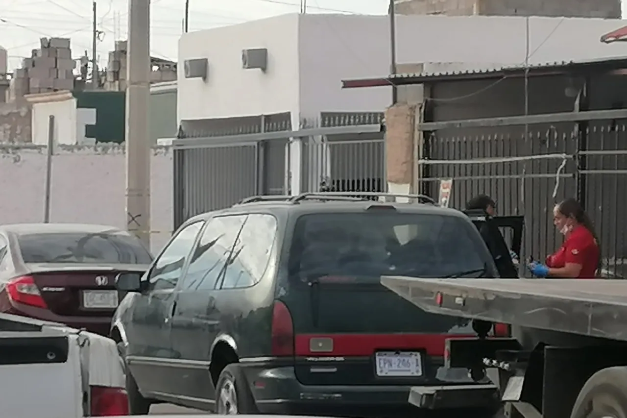 Localizan vehículos relacionados con homicidio de policía bancario