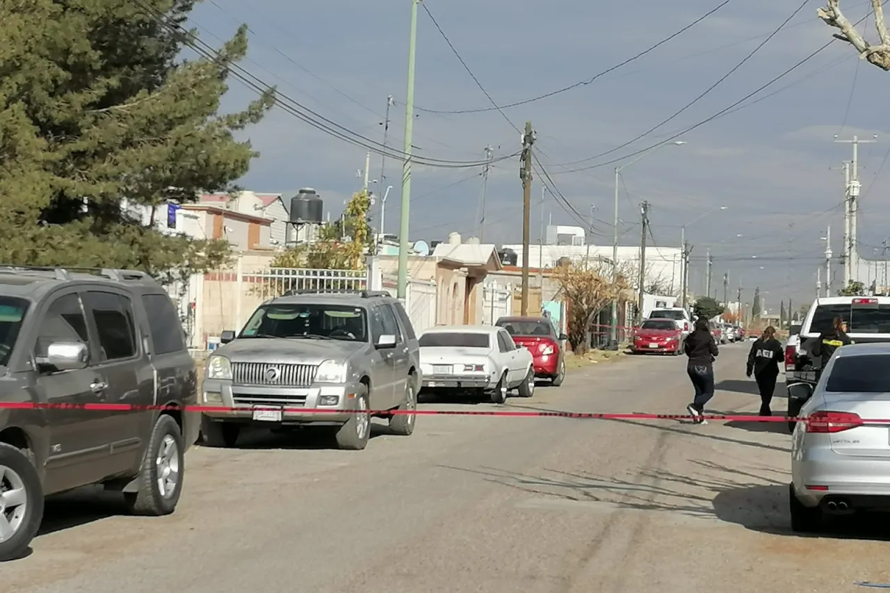Localizan vehículos relacionados con homicidio de policía bancario
