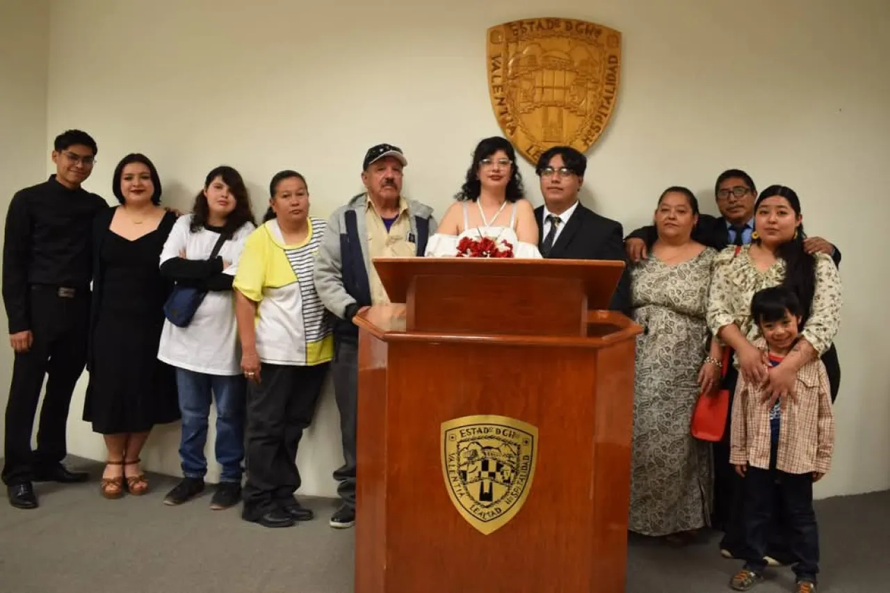 Foxconn la hace de cupido: colaboradores participan en Matrimonios Colectivos