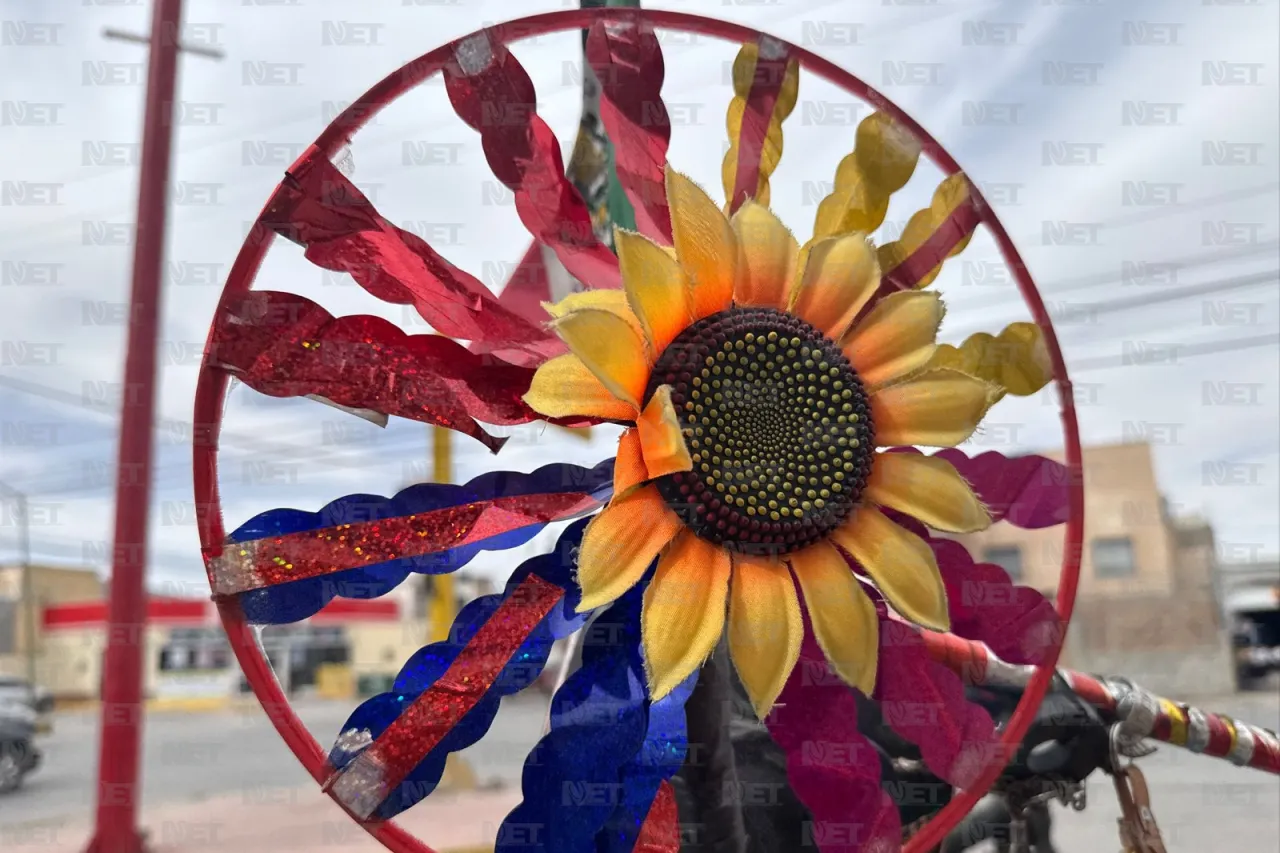 Don Toño, creatividad y detalle sobre dos ruedas en el centro de Juárez