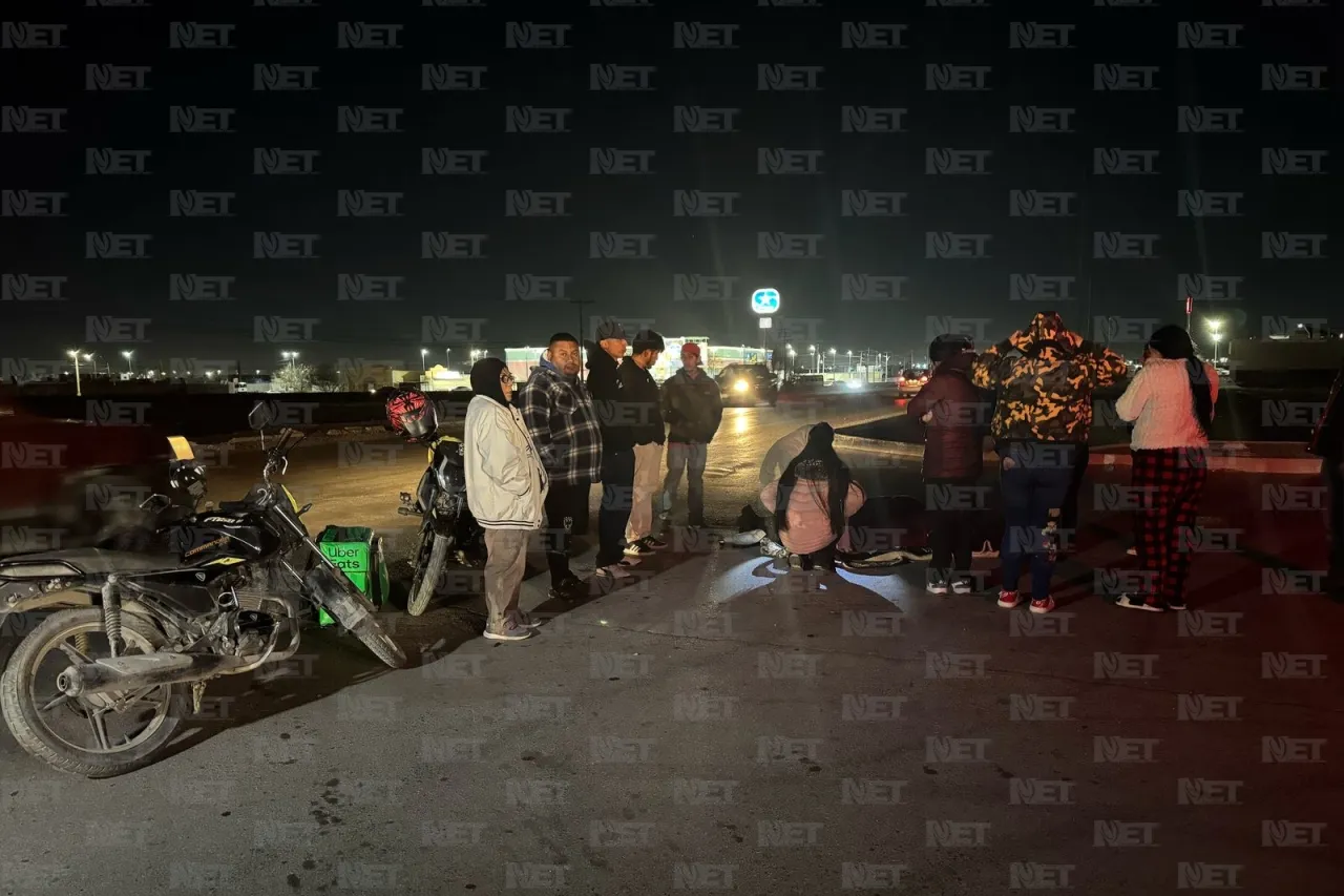 Da la vuelta de forma imprudencial y les corta el paso a dos bikers