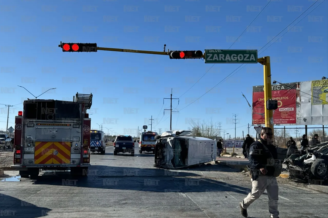 Choque en Eje Vial deja al menos 6 lesionados; varios eran reos trasladados