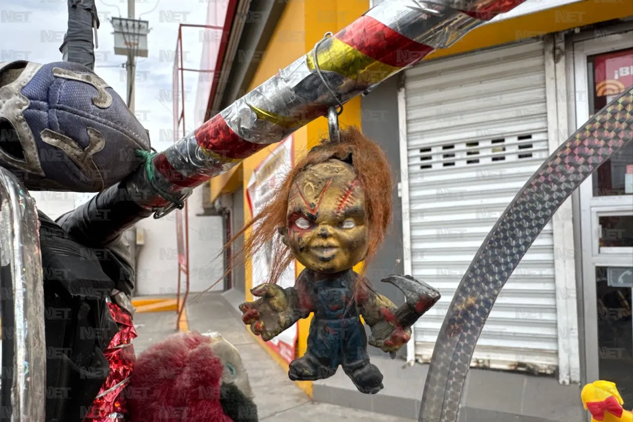 Don Toño, creatividad y detalle sobre dos ruedas en el centro de Juárez