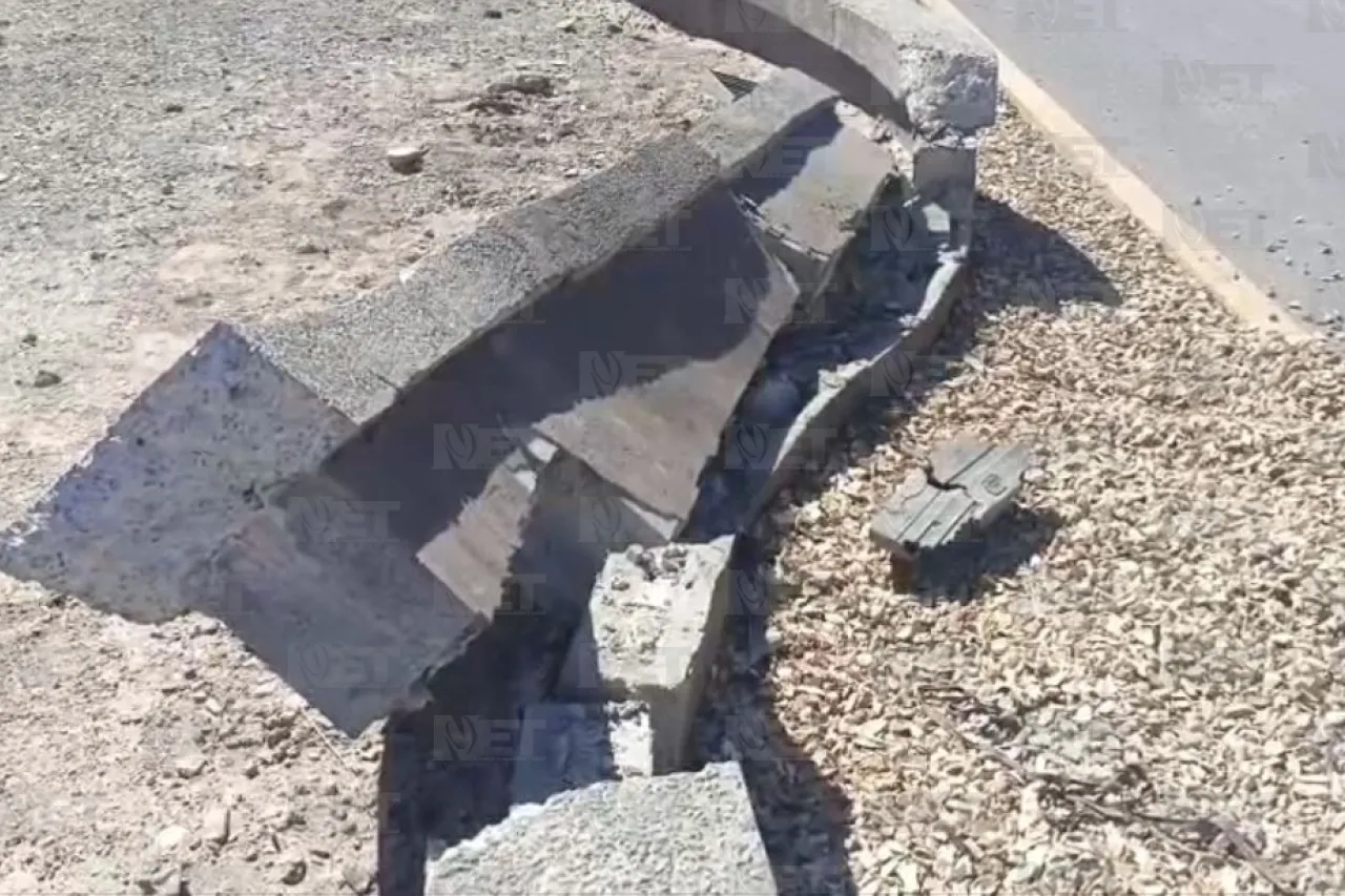 Choca su Mustang contra camioneta que conducía un adulto mayor