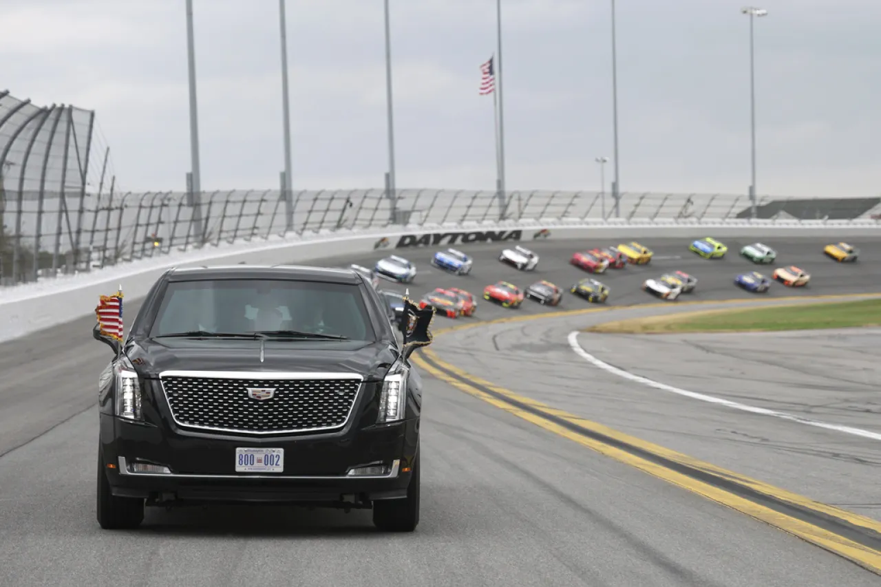 Trump asiste a Daytona 500
