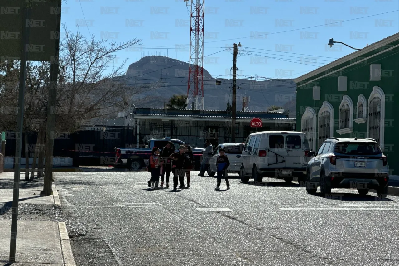 Disparan afuera de primaria en Juárez