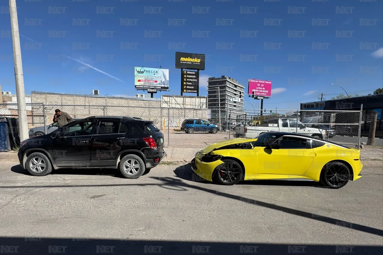 Choca su Trax contra un Nissan Z de más de un millón de pesos