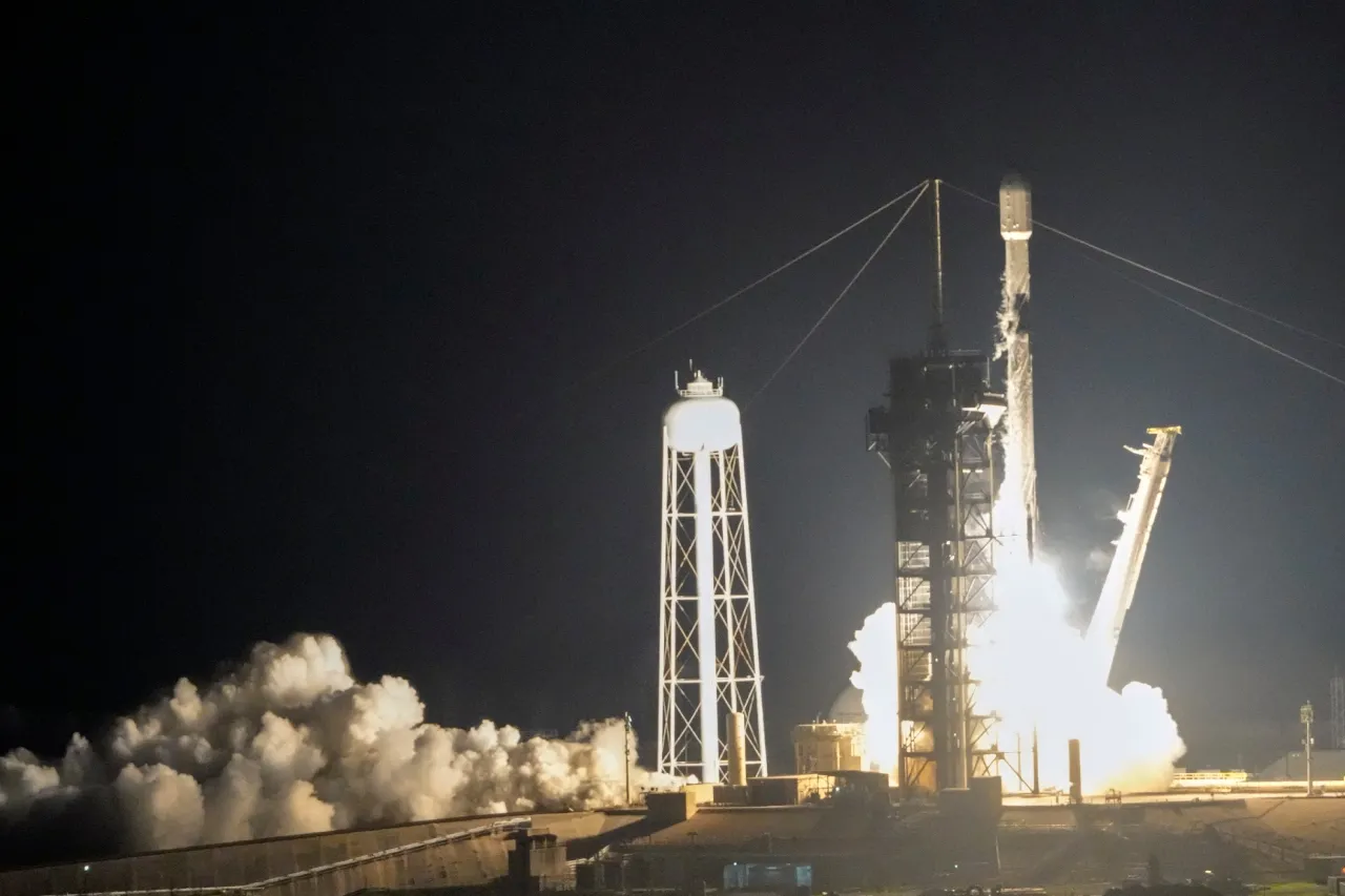 Explota cohete de SpaceX durante prueba en Texas