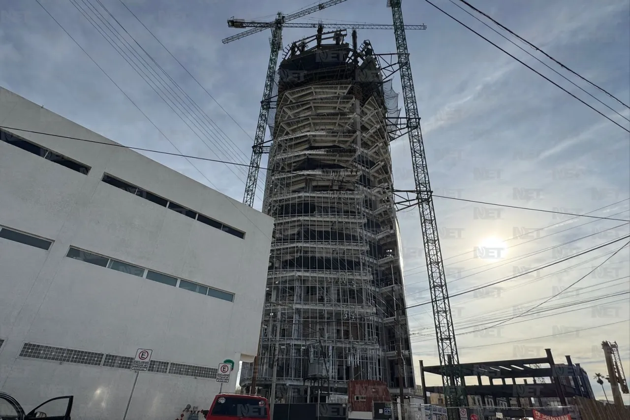 Torre Centinela, ya visible desde distintos puntos de Ciudad Juárez