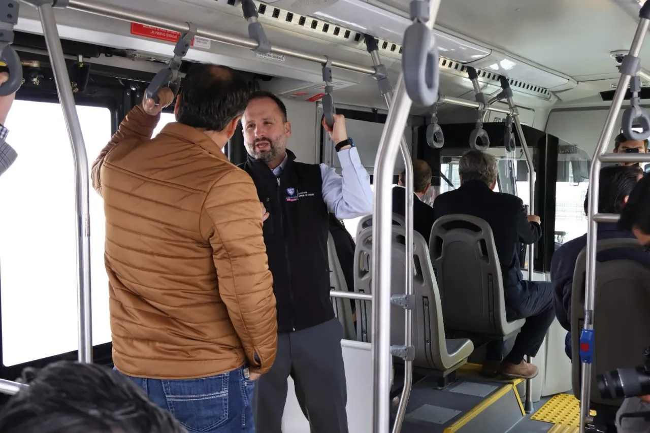 Muestra De la Peña operatividad de OTV a empresarios 