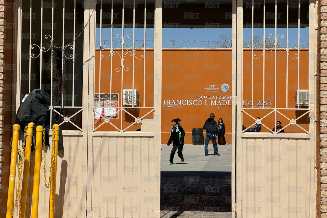 Niña se cae en el recreo, la trasladan a hospital por posible fractura