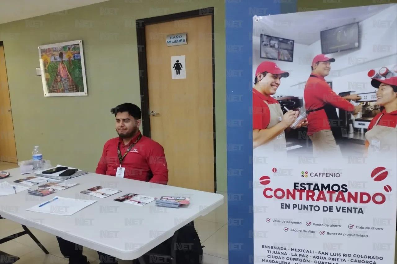 Asisten más de 200 personas a primera Feria de Empleo en Coespo
