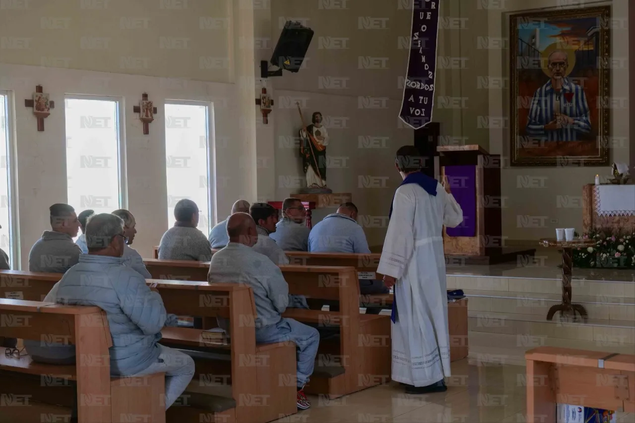 Reos viven su fe con celebración de Miércoles de Ceniza en el Cereso 3