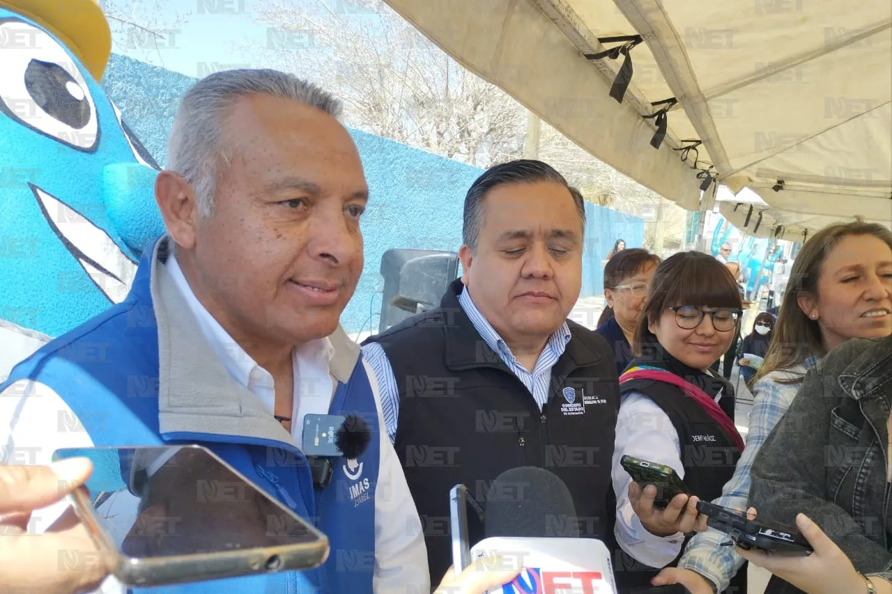 Avanza limpieza de la JMAS en la acequia madre