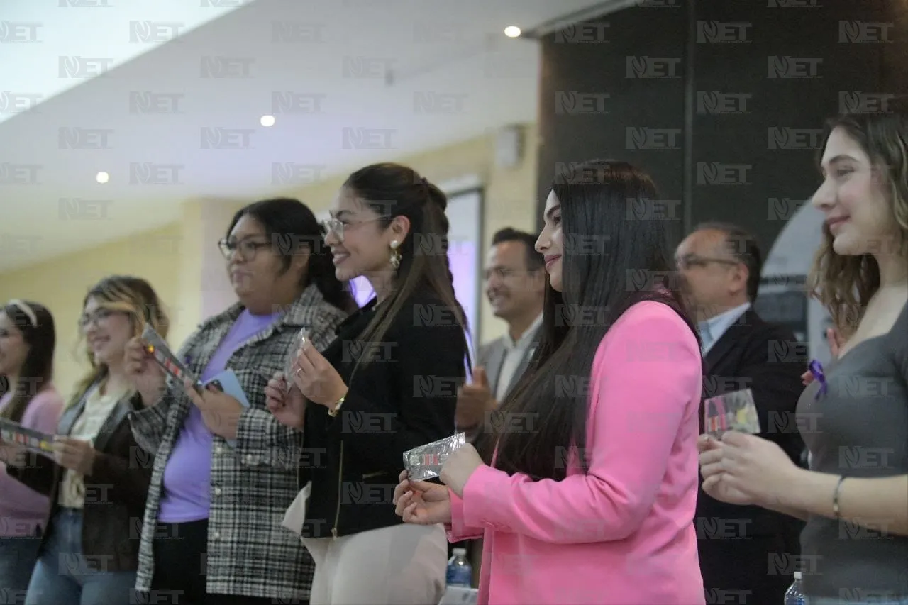 Capacitan y sensibilizan a alumnas de la UACh en tipos de violencia