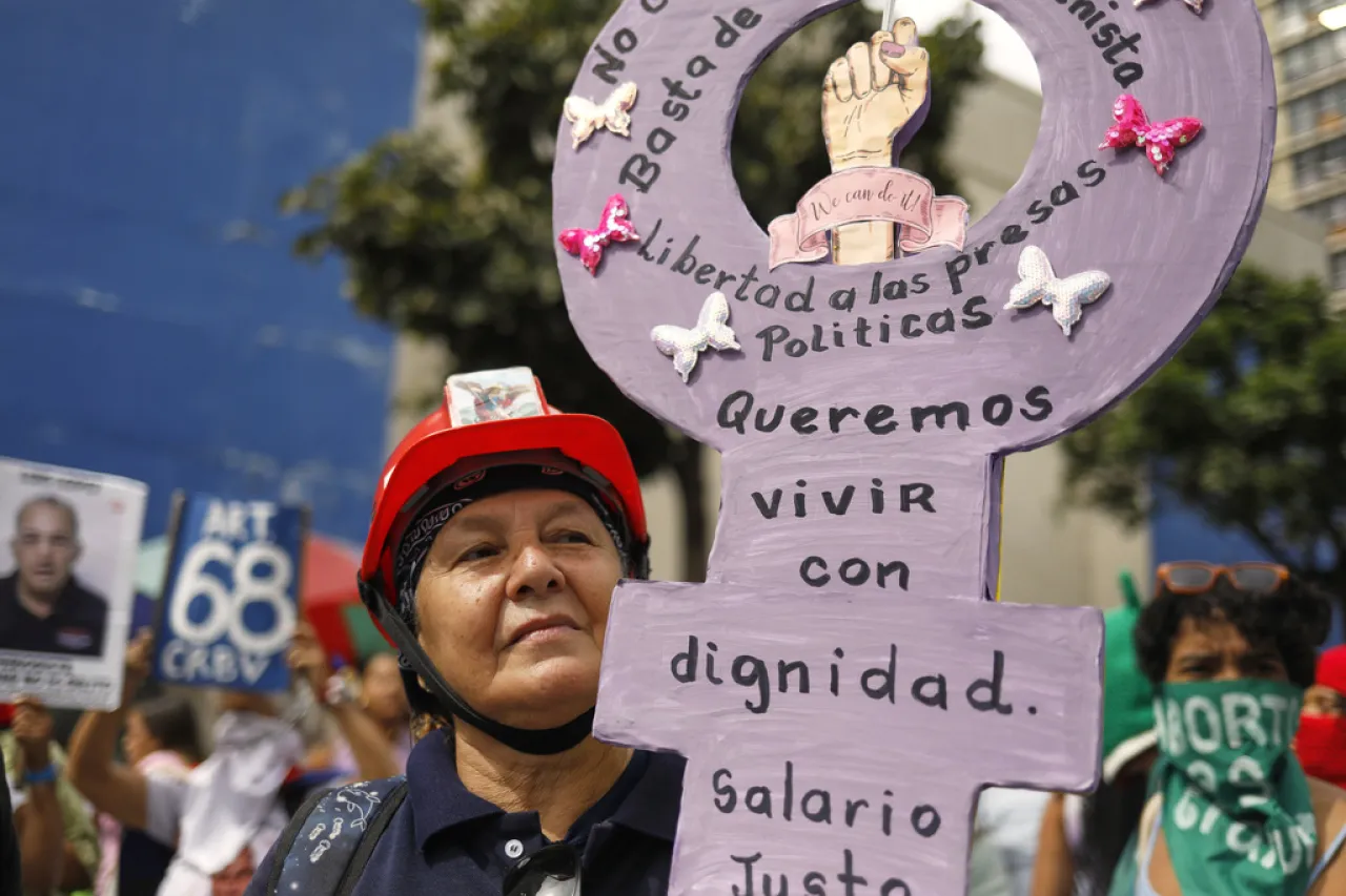 Mujeres marchan en todo Latinoamérica para exigir un alto a la violencia