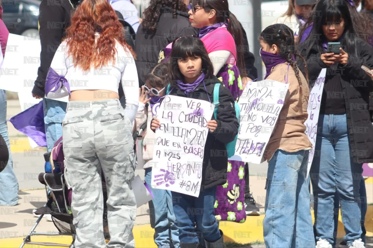 Inicia marcha separatista en Juárez por el 8M