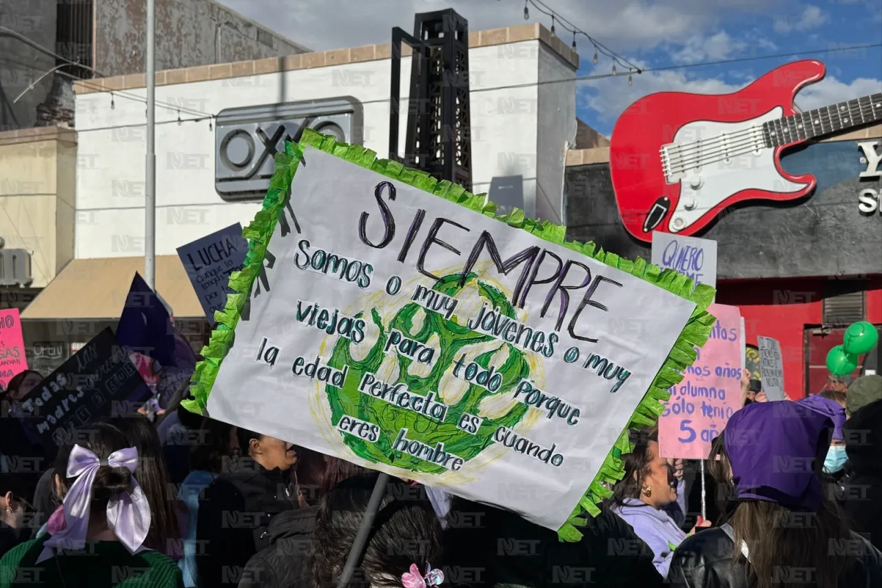 Más de 5 mil mujeres marchan en Ciudad Juárez por el 8M