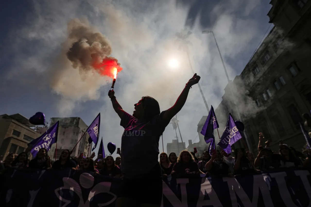 Mujeres marchan en todo Latinoamérica para exigir un alto a la violencia