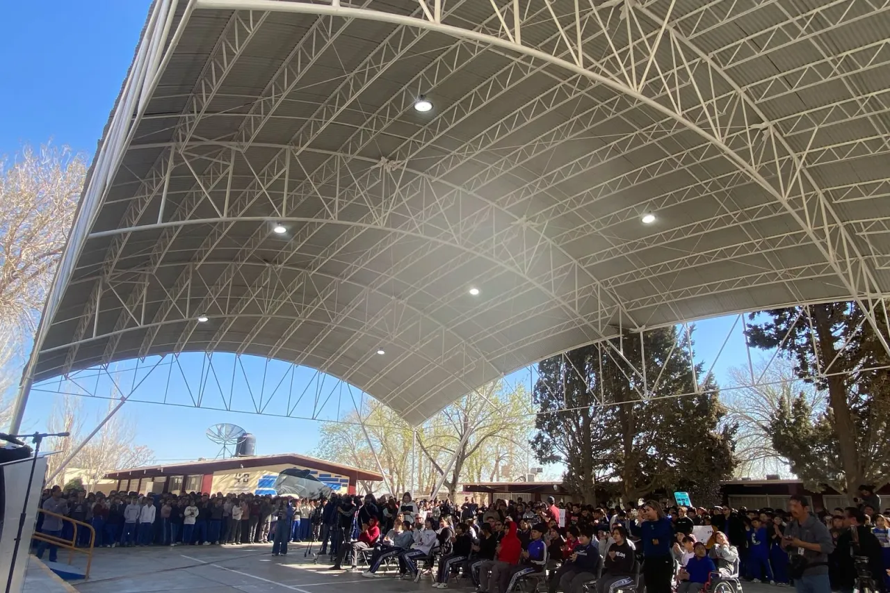 Mejoran instalaciones de la Secundaria Técnica 41
