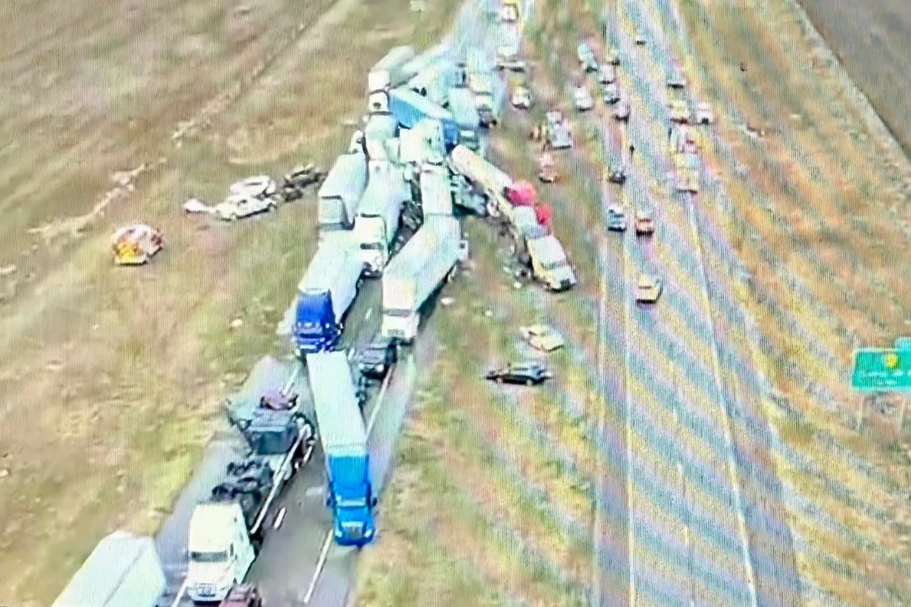 Carambola en carretera muestra cómo las tormentas de polvo pueden ser mortales
