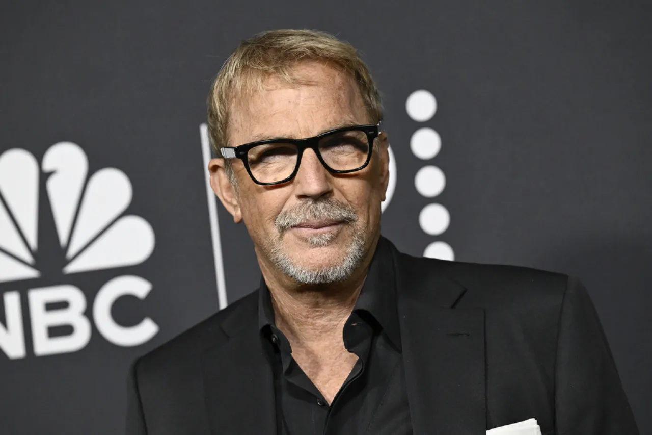 Kevin Costner visita Cuba y se entrevistó con el presidente de ese país