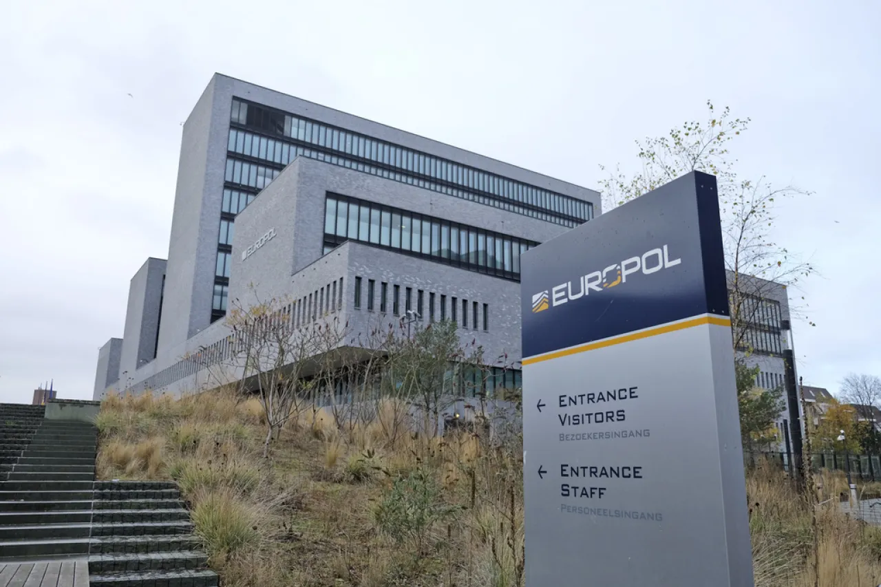 IA está potenciando al crimen organizado, advierte Europol
