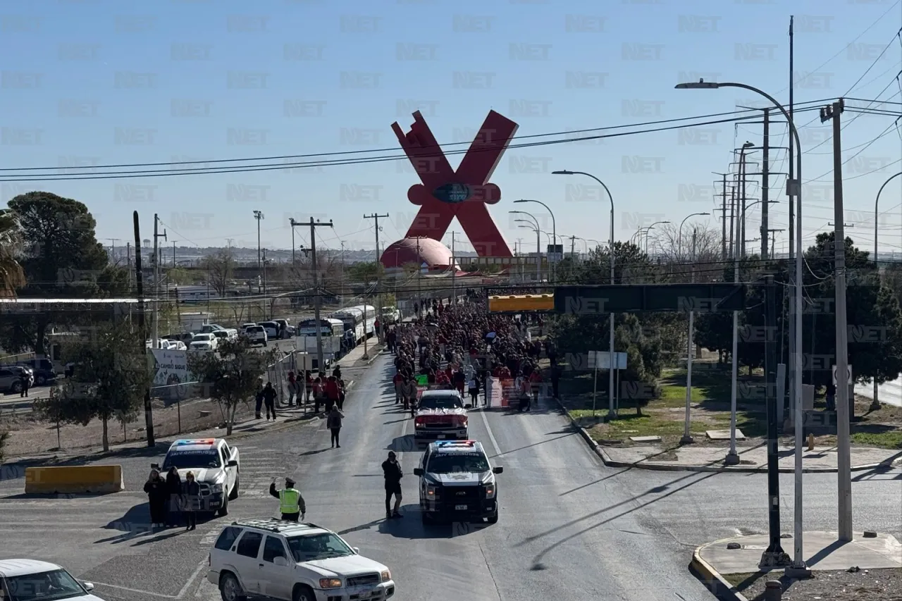 Toman las calles cientos de maestros de la Sección 8va; cierran la Heroico