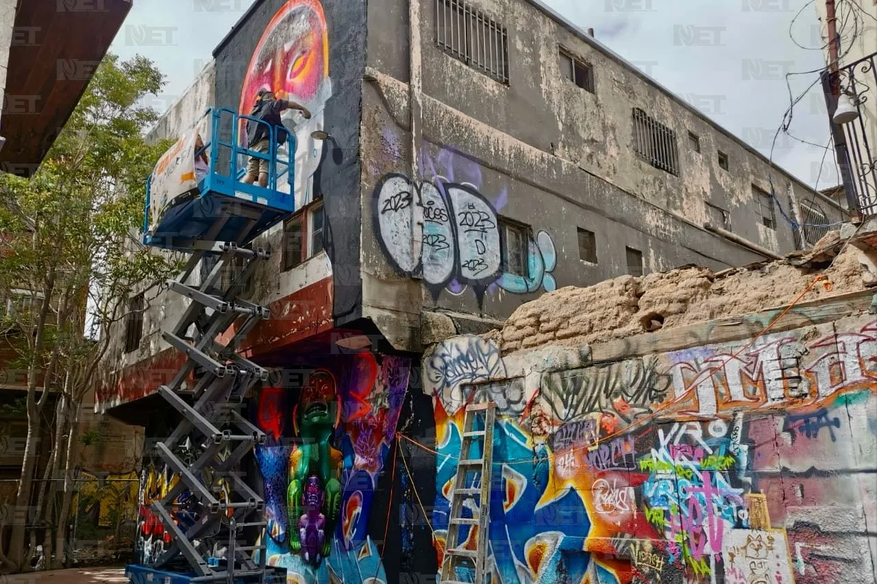 Avanzan muralistas con recuperación de edificios históricos de Juárez