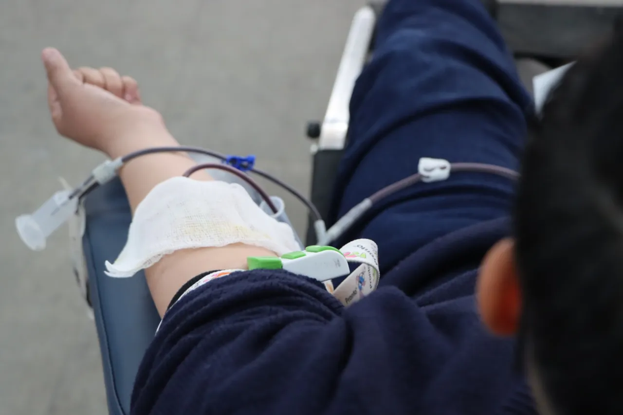 Cadetes de la Policía Municipal participan en donación de sangre