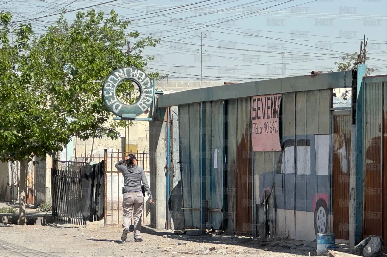 Realiza FEM cateo en la colonia Aztecas; aseguran vehículos