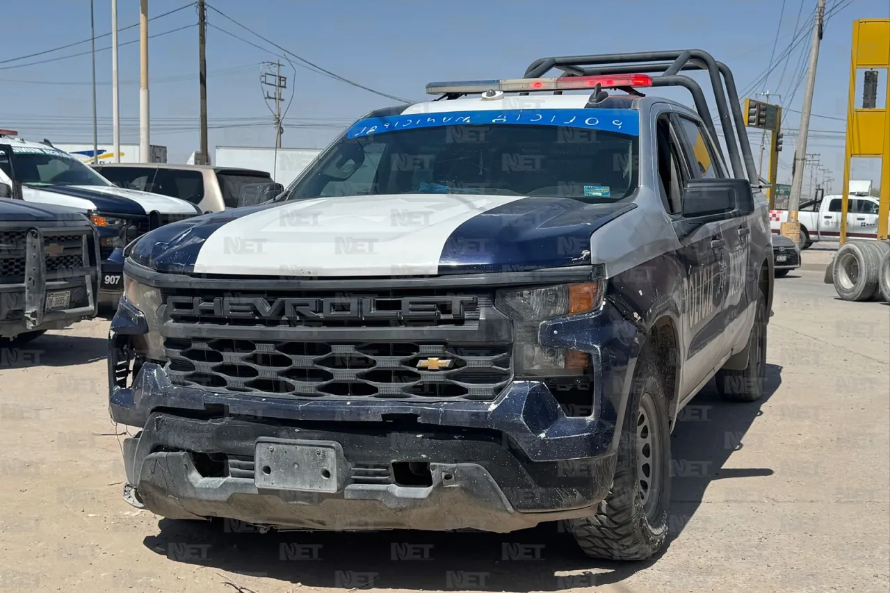 Patrulla de la Policía Municipal protagoniza choque en la Juárez-Porvenir