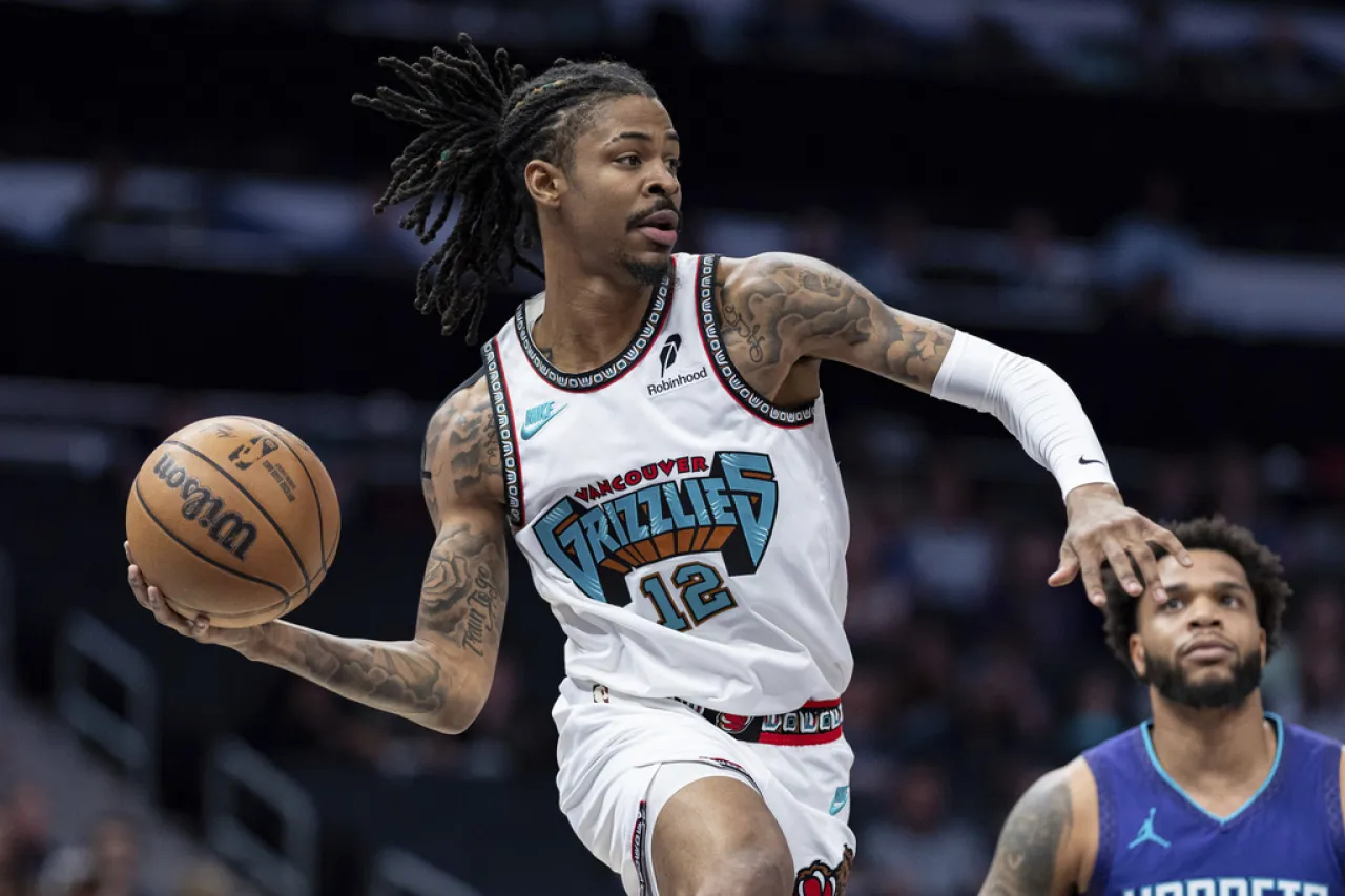 Derrotan Grizzlies a Hornets