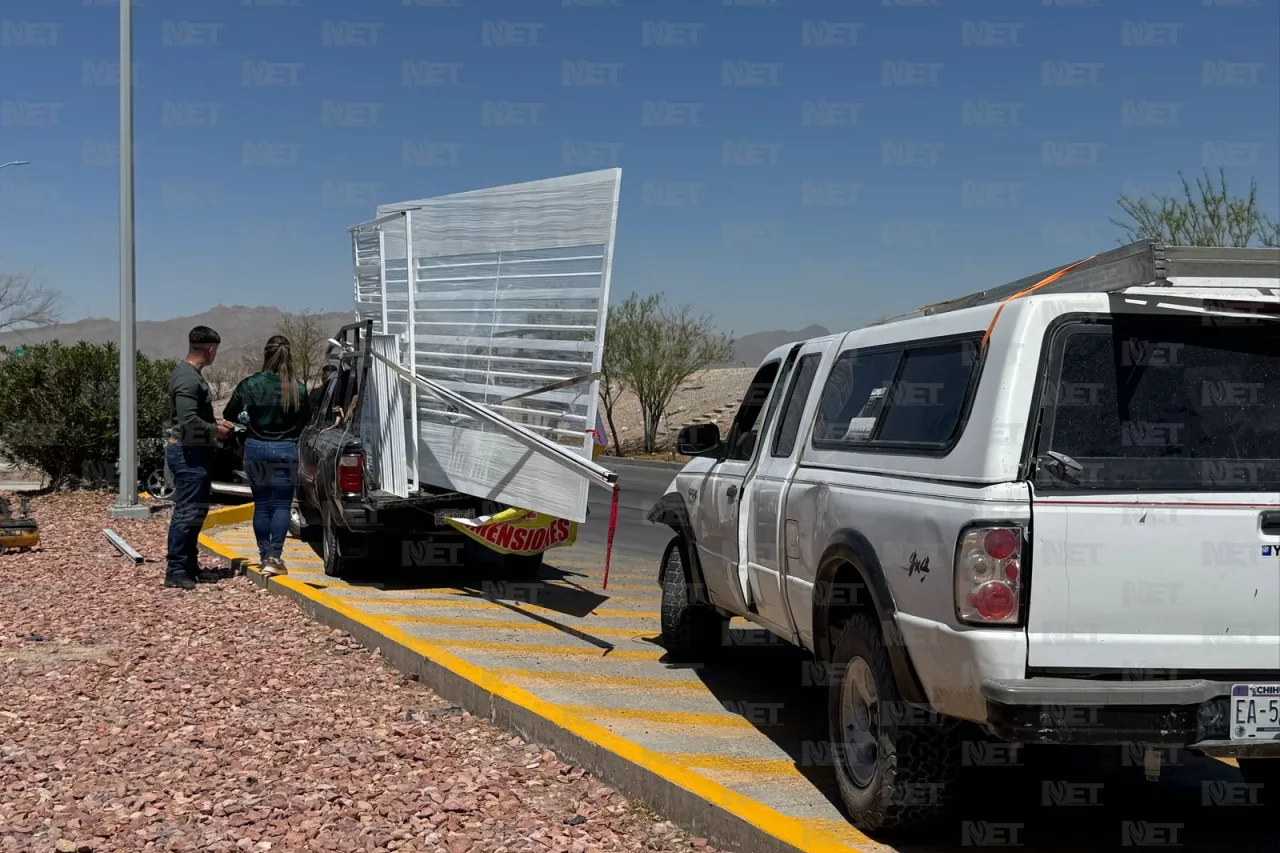Aparatoso choque múltiple en Cuatro Siglos y Arizona involucra 5 vehículos
