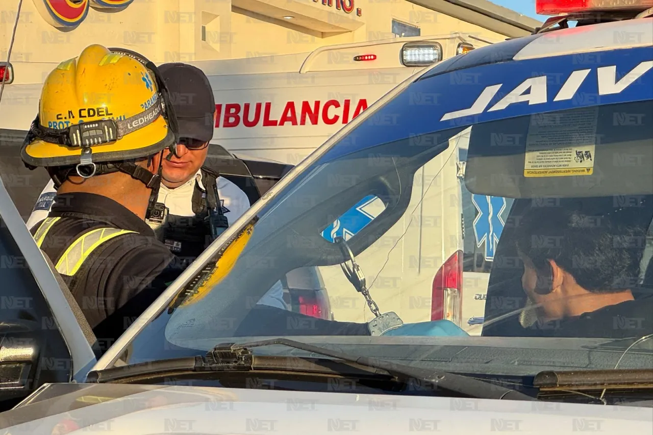 Jóvenes en Hyundai provocan choque en el bulevar Norzagaray