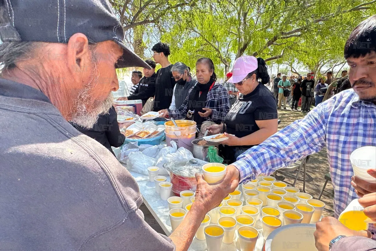 Iglesia Apostólica 28 lleva comida y esperanza a los más necesitados
